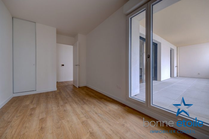 Appartement à vendre, 4 pièces - Saint-Ouen 93400