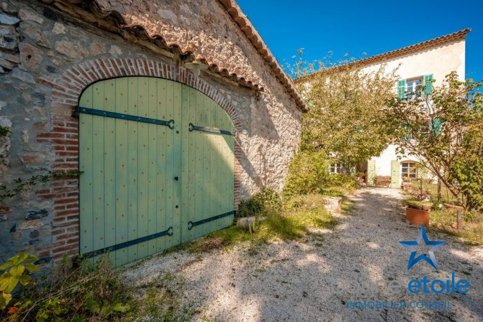 Bastide à vendre, 8 pièces - Saint-Maximin-la-Sainte-Baume 83470