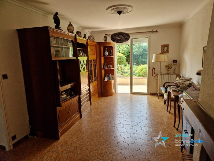 Maison mitoyenne 2 côtés à vendre, 6 pièces - Marolles-les-Braults 72260