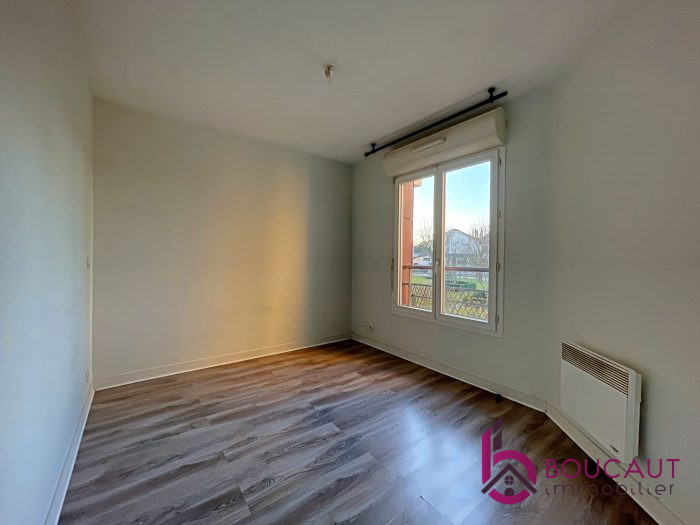 Appartement à louer, 2 pièces - Le Plessis-Robinson 92350