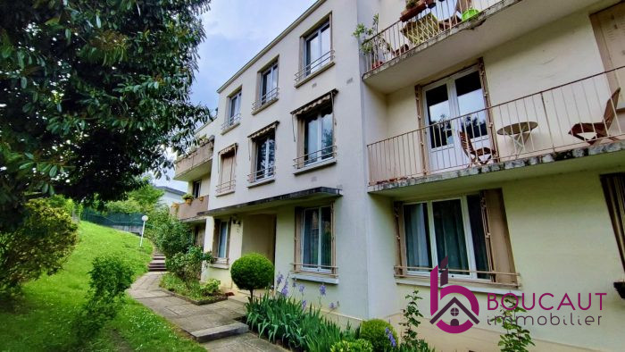 Appartement à louer, 2 pièces - Le Plessis-Robinson 92350