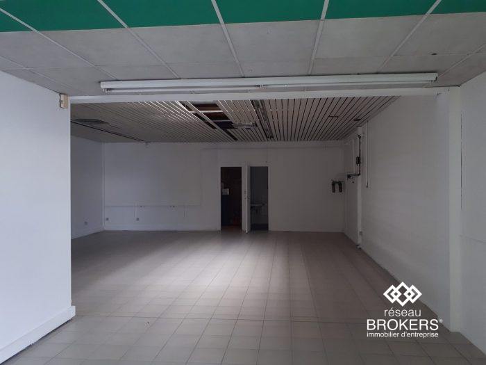 Photo LOCAL COMMERCIAL 110m2 