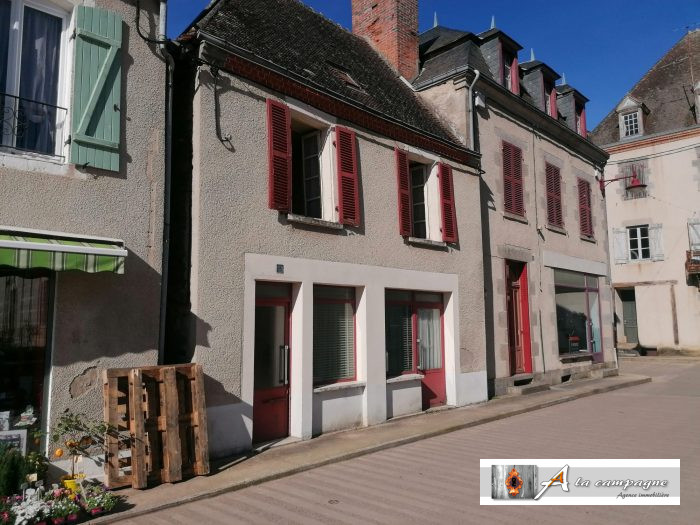 Semi-detached house 2 sides for sale, 6 rooms - Chambon-sur-Voueize 23170