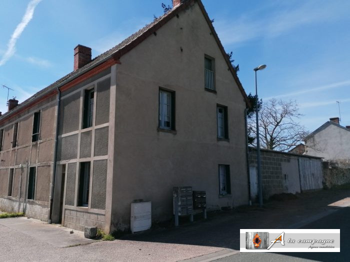 Maison mitoyenne 1 côté à vendre, 7 pièces - Saint-Maurice-près-Pionsat 63330