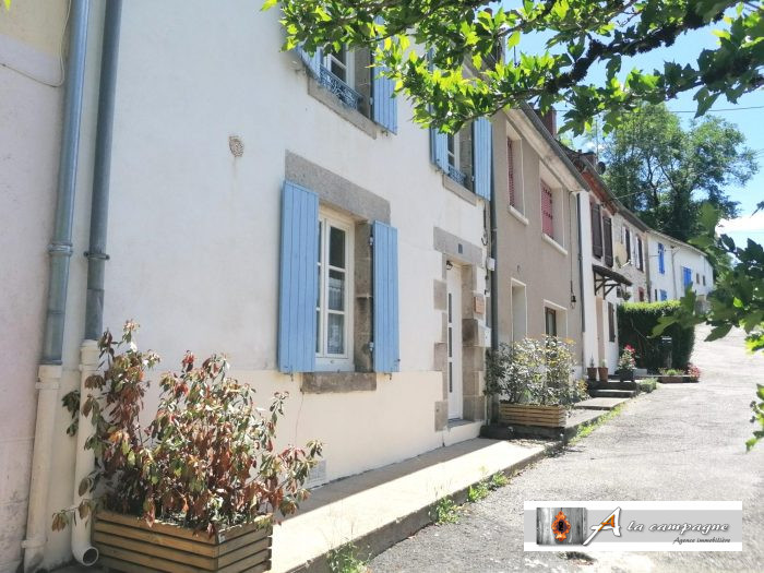 Maison ancienne à vendre, 3 pièces - Chambon-sur-Voueize 23170