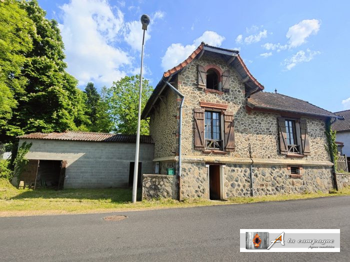 Maison ancienne à vendre, 6 pièces - Pionsat 63330