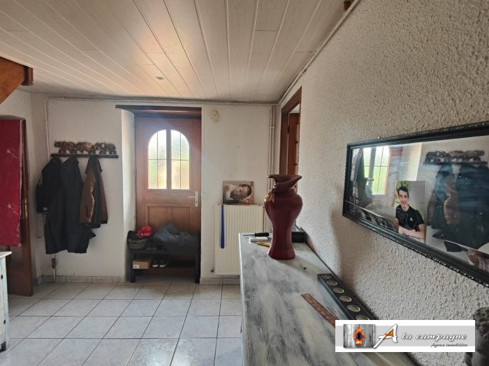 Old house for sale, 6 rooms - La Petite-Marche 03420