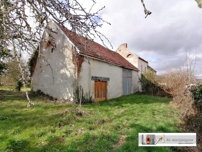 Maison ancienne à vendre, 5 pièces - La Petite-Marche 03420