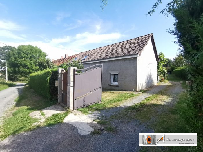 Semi-detached house 1 side for sale, 7 rooms - Moureuille 63700