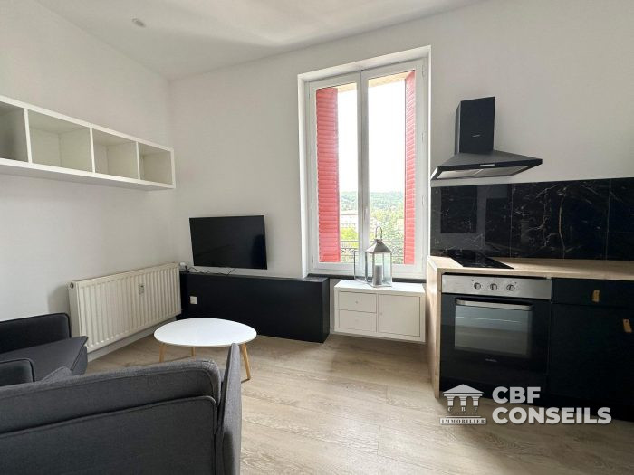 Studio à vendre, 1 pièce - Châtel-Guyon 63140