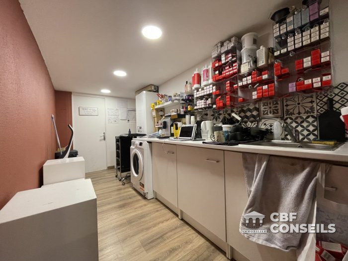 Commerce de services à vendre, 49 m² - Le Puy-en-Velay 43000
