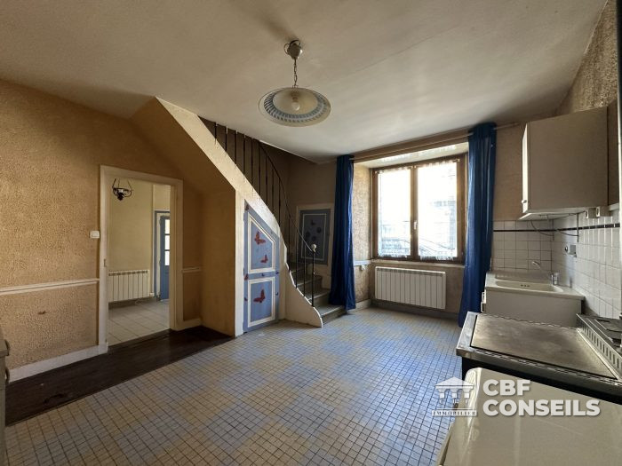 Maison ancienne à vendre, 4 pièces - Saint-Germain-Lembron 63340