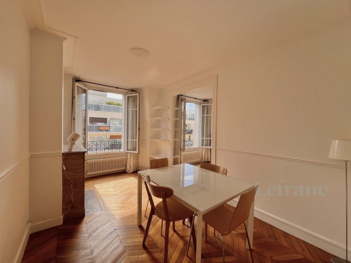 Appartement à louer, 3 pièces - Paris 75015