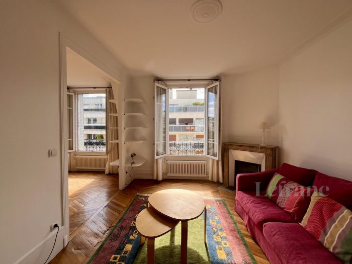 Appartement à louer, 3 pièces - Paris 75015