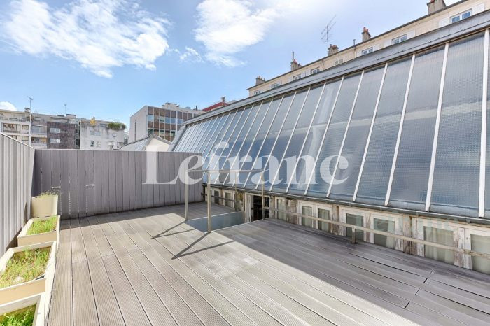 Local professionnel à vendre, 307 m² - Paris 75014