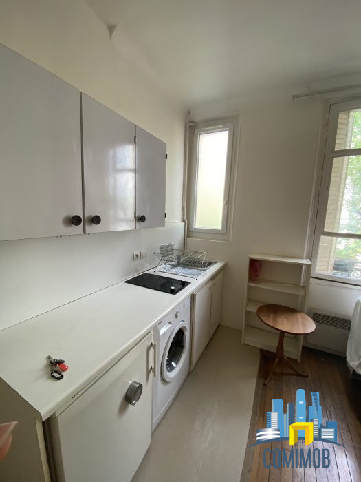 Appartement à vendre, 2 pièces - Courbevoie 92400