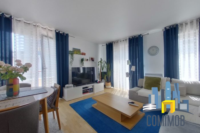 Appartement à vendre, 4 pièces - Courbevoie 92400