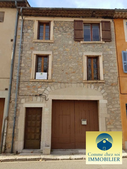 Maison ancienne à louer, 4 pièces - Tourves 83170