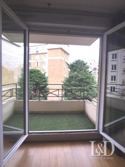 Apartment for sale, 2 rooms - Issy-les-Moulineaux 92130