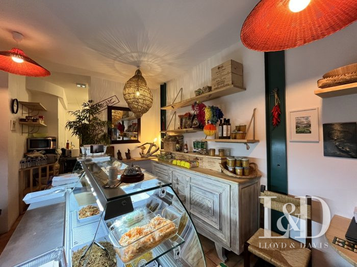 Grocery store for sale, 50 m² - Hendaye 64700