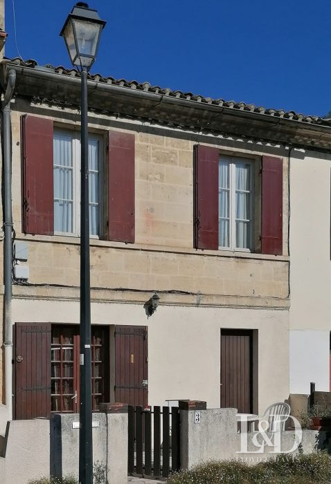 Старый дом для продажи, 3 помещения - Camblanes-et-Meynac 33360