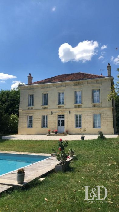 Maison bourgeoise à vendre, 7 pièces - La Brède 33650