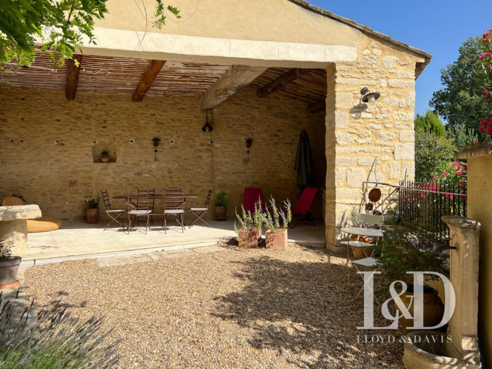 Country house for sale, 5 rooms - Gordes 84220