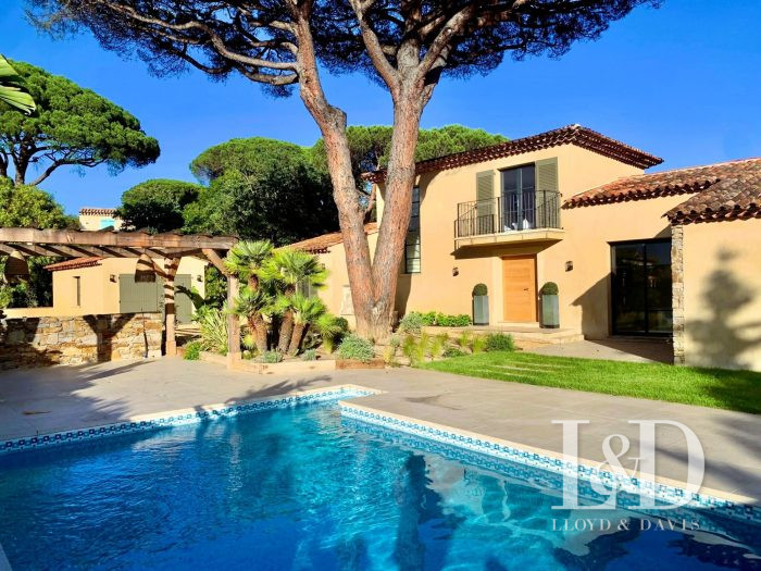 Bastide for sale, 5 rooms - Gassin 83580