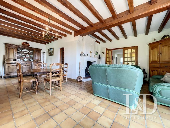 Photo Meschers sur Gironde : maison de 122 m²+ appartement de 54 m² + sous-sol de 96 m² sur terrain de 2730 m² image 15/17