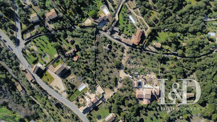 Terrain constructible à vendre, 1714 m² - Gordes 84220