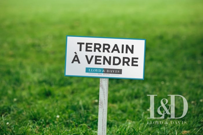 Terrain constructible à vendre, 1900 m² - Fiac 81500