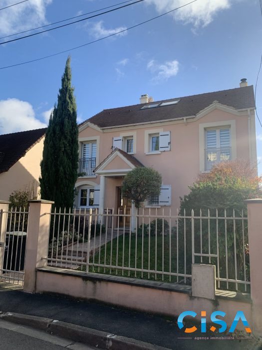 Maison traditionnelle à vendre, 7 pièces - Gagny 93220