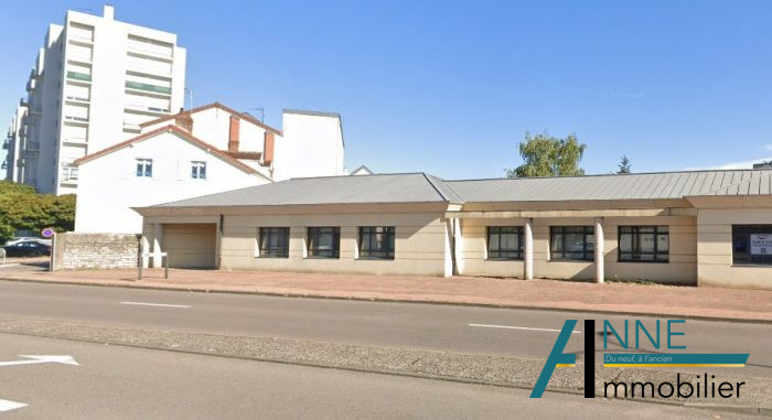 Local commercial à louer, 250 m² - Chalon-sur-Saône 71100