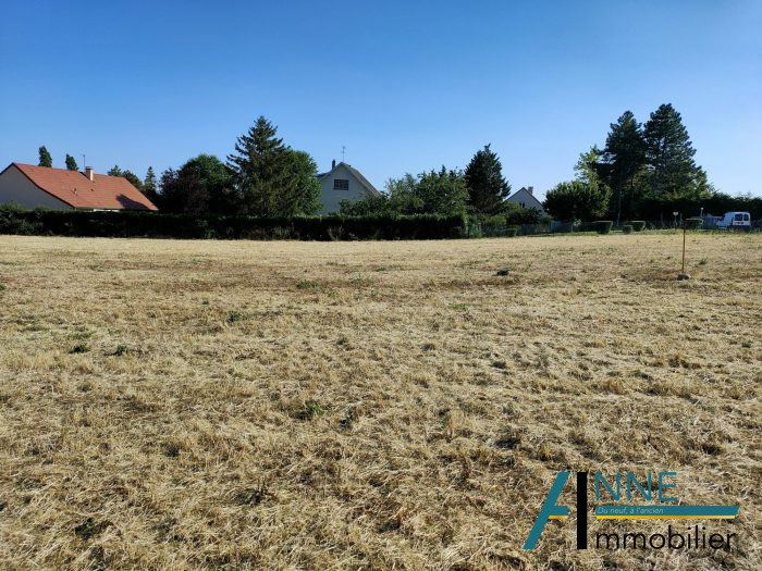 Terrain constructible à vendre, 1432 m² - Fontaines 71150