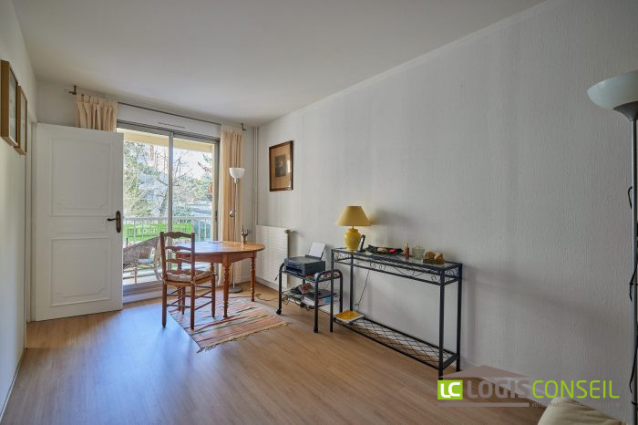 Appartement à vendre, 4 pièces - Châtillon 92320