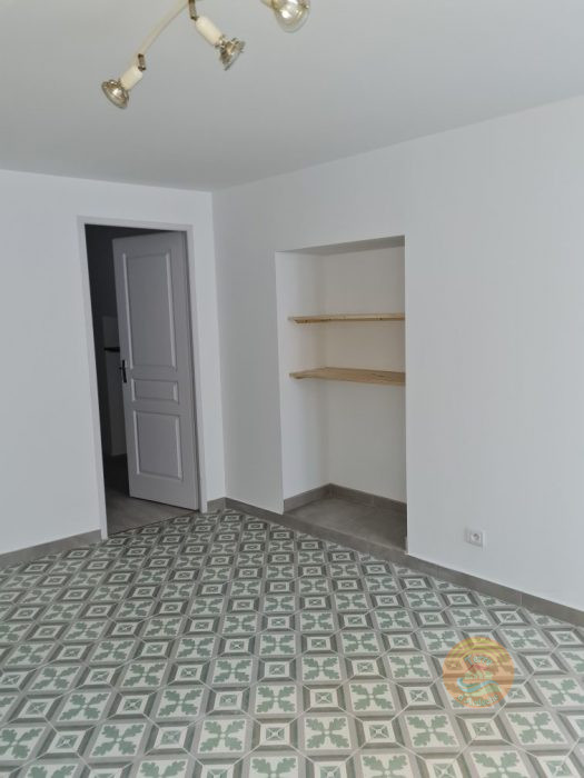 Appartement à louer, 2 pièces - Aubenas 07200