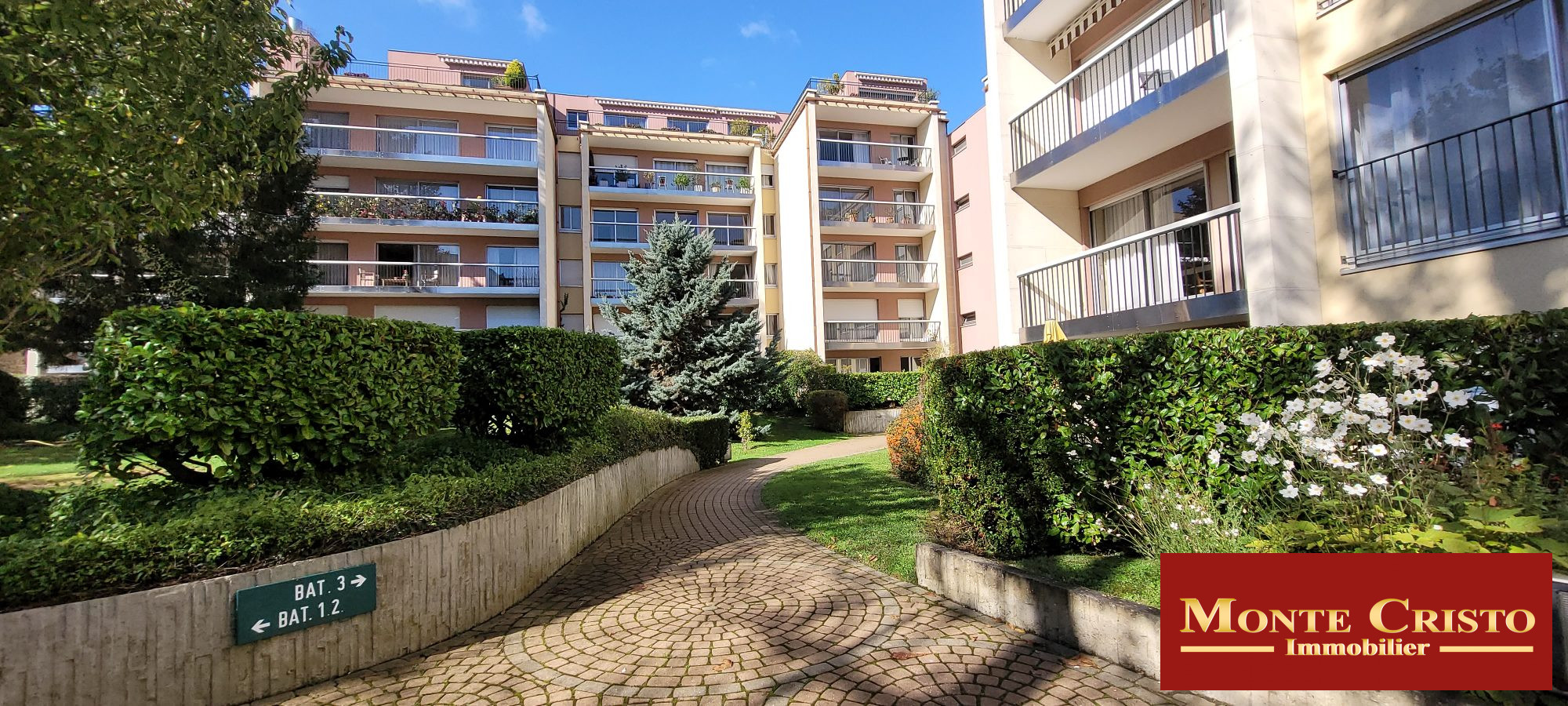 Location annuelle Appartement VERSAILLES 78000 Yvelines FRANCE