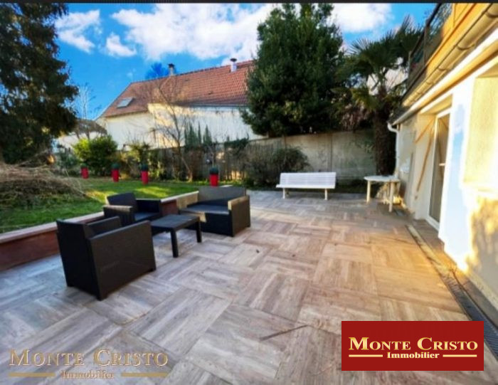 Vente Maison/Villa LE CHESNAY-ROCQUENCOURT 78150 Yvelines FRANCE