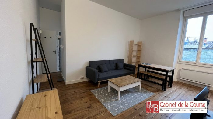 Appartement à louer, 2 pièces - Bordeaux 33000