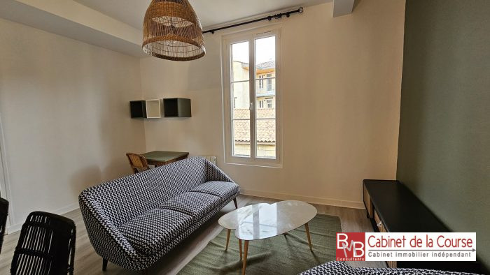 Appartement à louer, 2 pièces - Bordeaux 33000