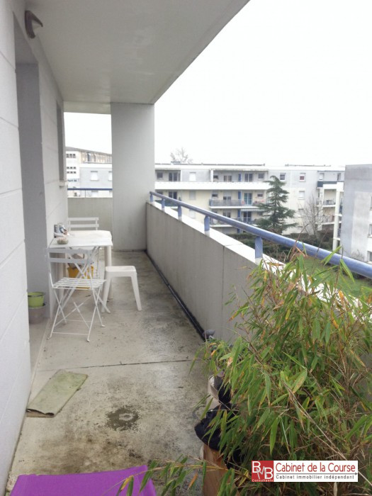 Appartement à louer, 2 pièces - Bègles 33130