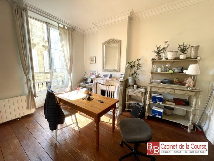 Appartement à louer, 3 pièces - Bordeaux 33000