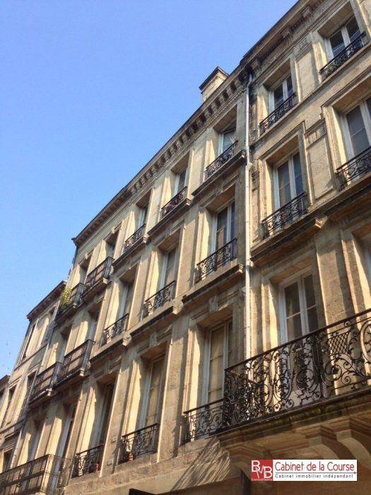 Appartement à louer, 2 pièces - Bordeaux 33000