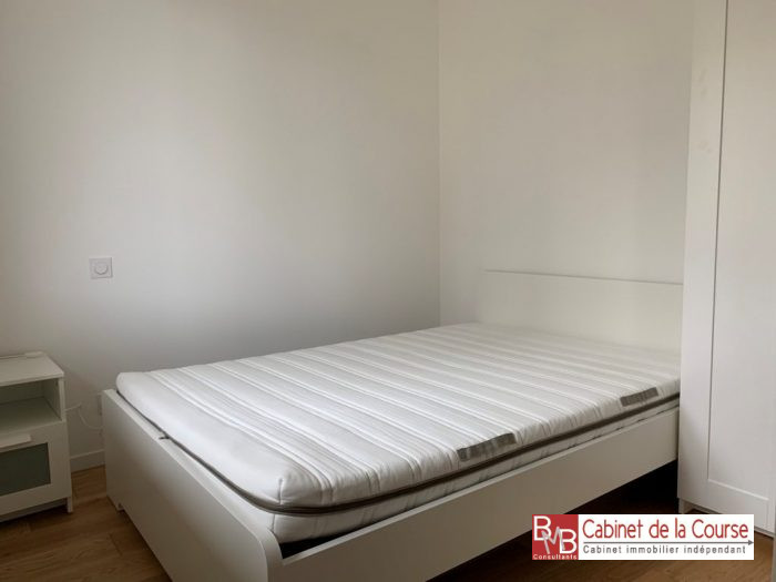 Appartement à louer, 1 pièce - Bordeaux 33000