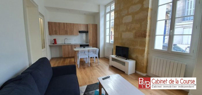 Appartement à louer, 2 pièces - Bordeaux 33000