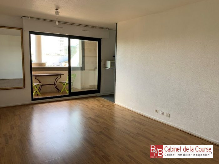 Appartement à louer, 1 pièce - Bordeaux 33000