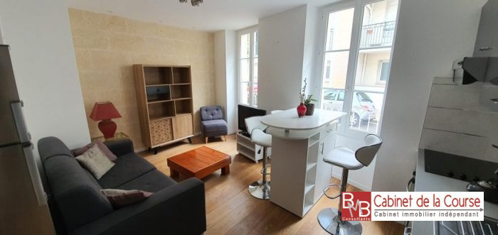 Appartement à louer, 2 pièces - Bordeaux 33000