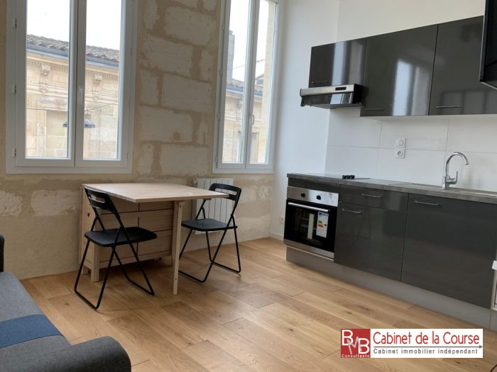 Appartement à louer, 2 pièces - Bordeaux 33000