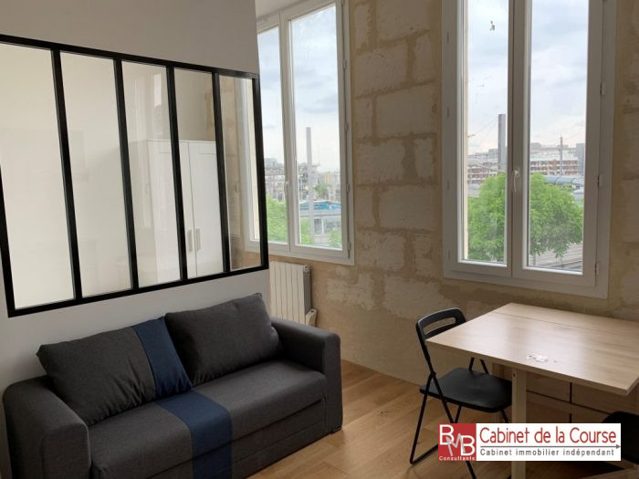 Appartement à louer, 2 pièces - Bordeaux 33000