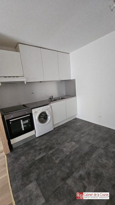 Appartement à vendre, 2 pièces - Bordeaux 33000